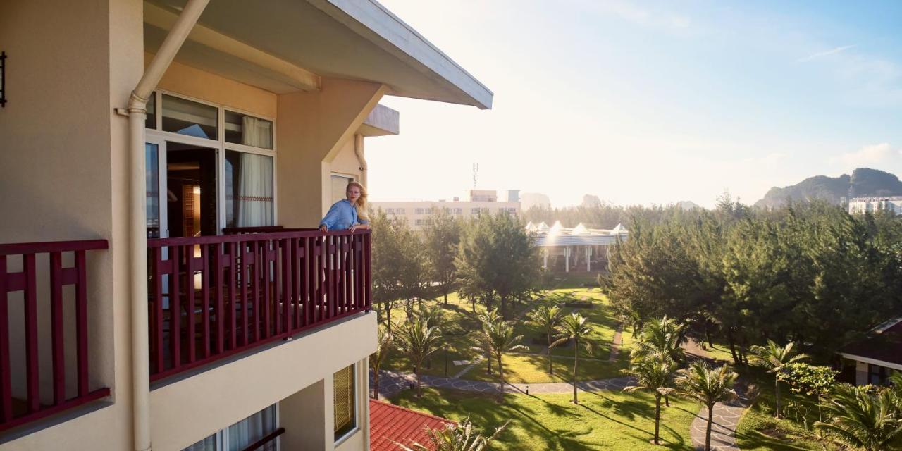 Sandy Beach Non Nuoc Resort Дананг Екстер'єр фото