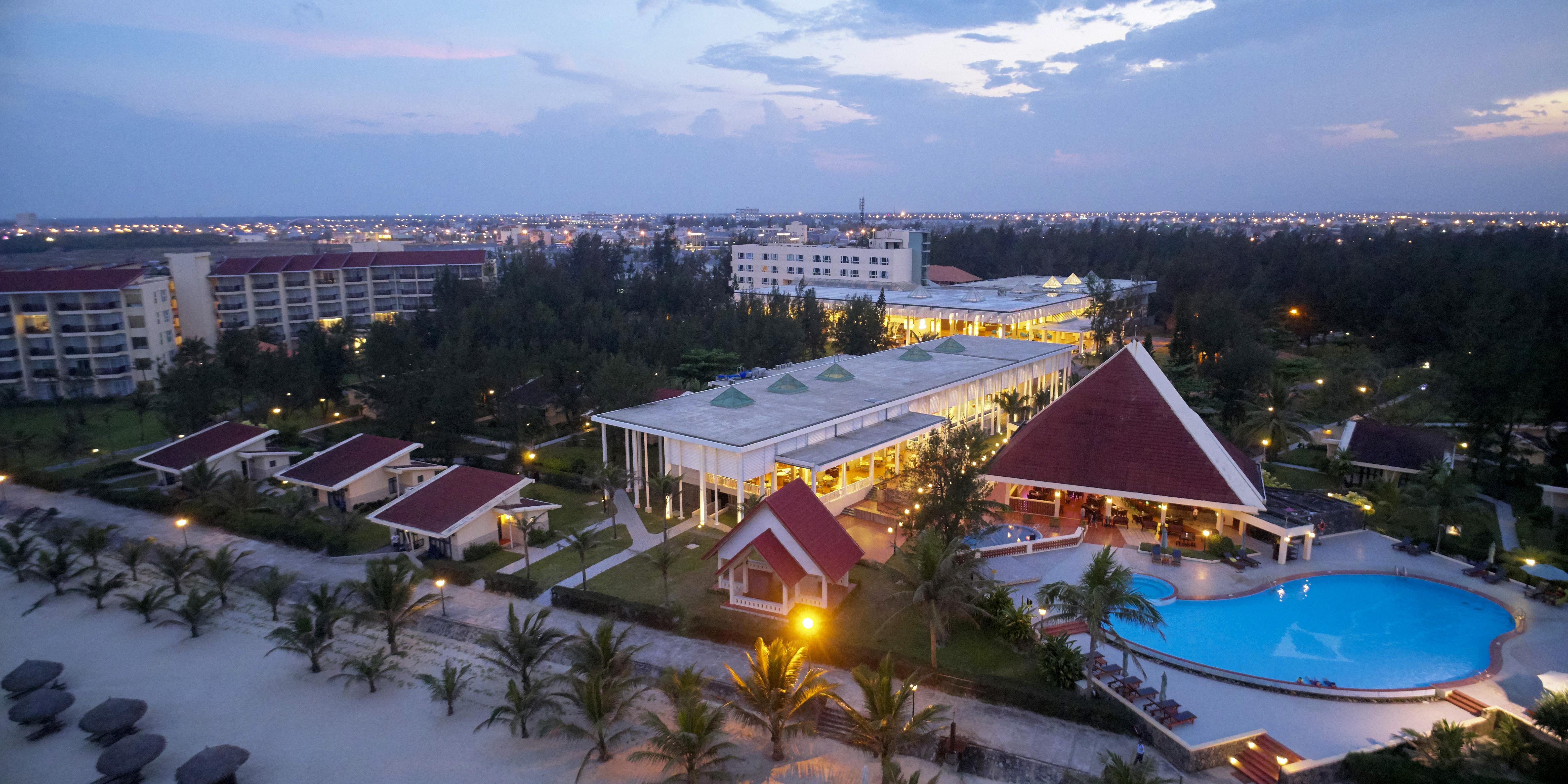 Sandy Beach Non Nuoc Resort Дананг Екстер'єр фото